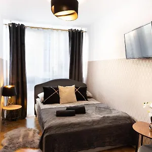 Хостел Clicktheflat Pereca Centre